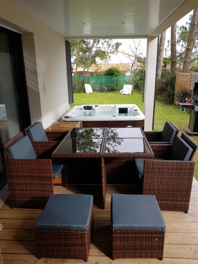 Les Embruns Villa ลาทร็องช์-ซูร์-แมร์ ภายนอก รูปภาพ